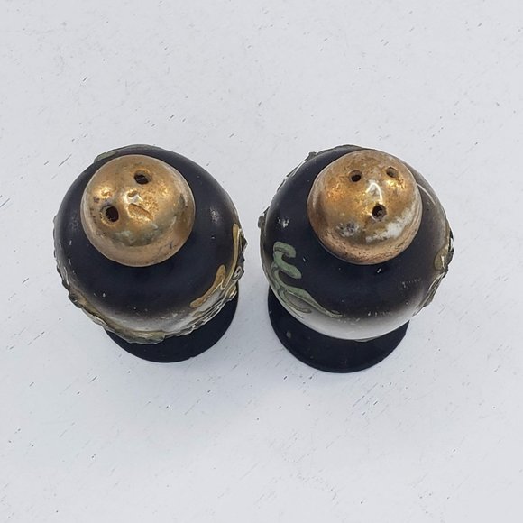 Dragonware Black Salt Pepper Shaker Set Japan Moriage Vintage - Picture 5 of 7